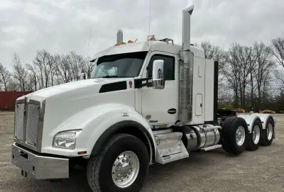 2021 Kenworth T880