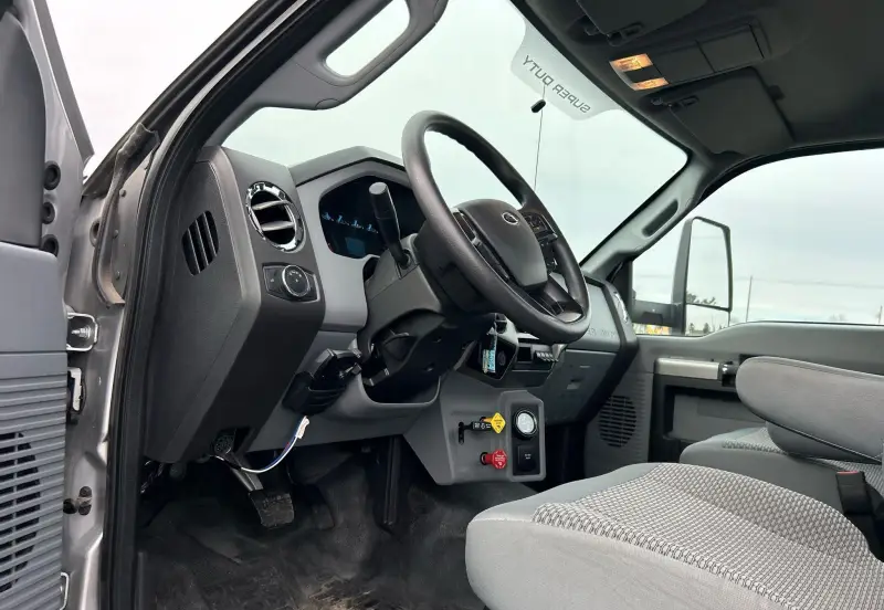 2022 Ford F650 Super Duty photo 23