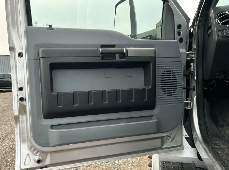 2022 Ford F650 Super Duty photo 20