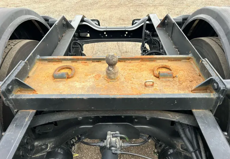 2022 Ford F650 Super Duty photo 11
