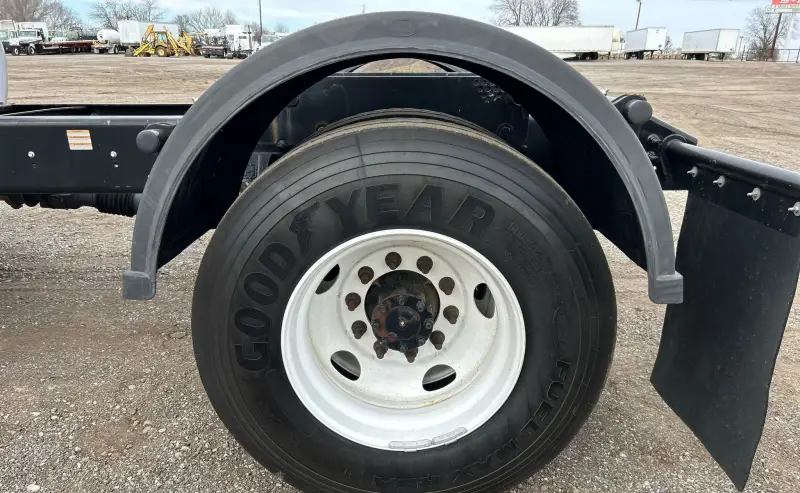 2022 Ford F650 Super Duty photo 57