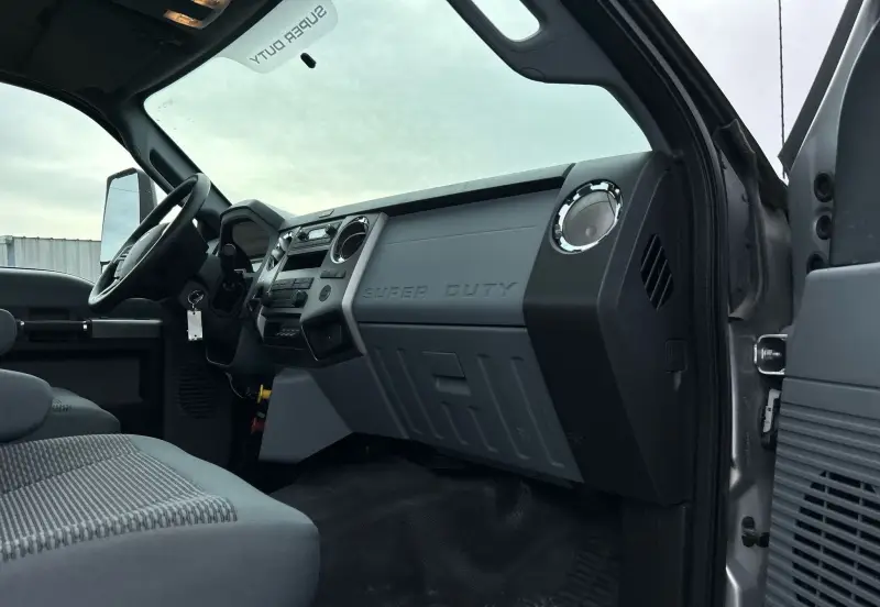 2022 Ford F650 Super Duty photo 38