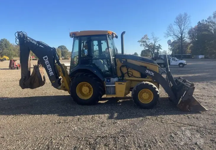 2018 DEERE 310L Backhoe Loader photo 3
