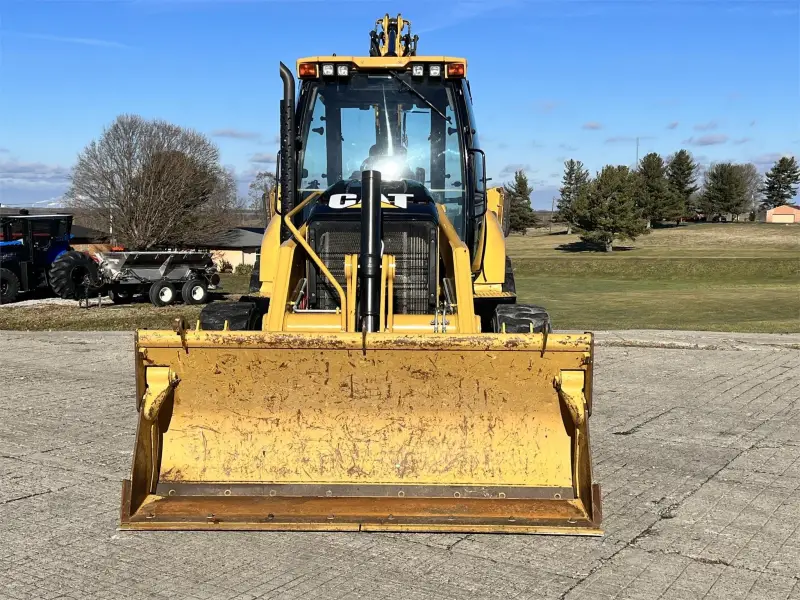 2016 Caterpillar 450F – Backhoe Loader – 4WD photo 18