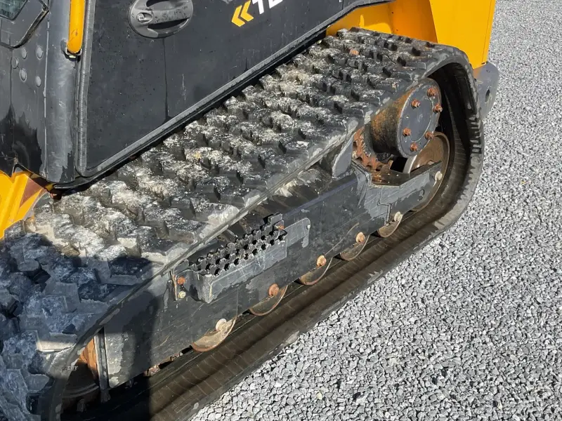 2021 JCB 3TS-8T TELESKID photo 14
