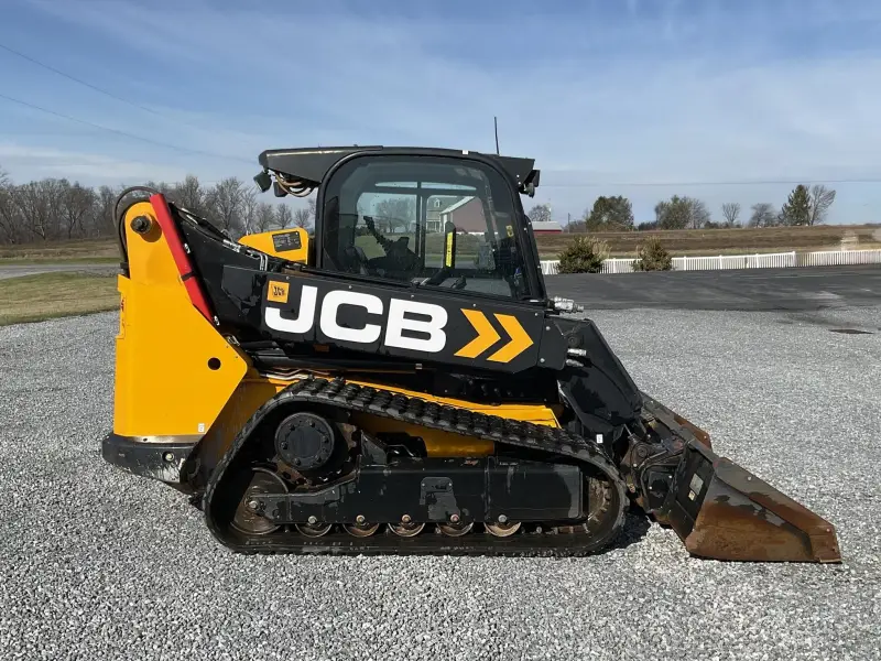 2021 JCB 3TS-8T TELESKID photo 6