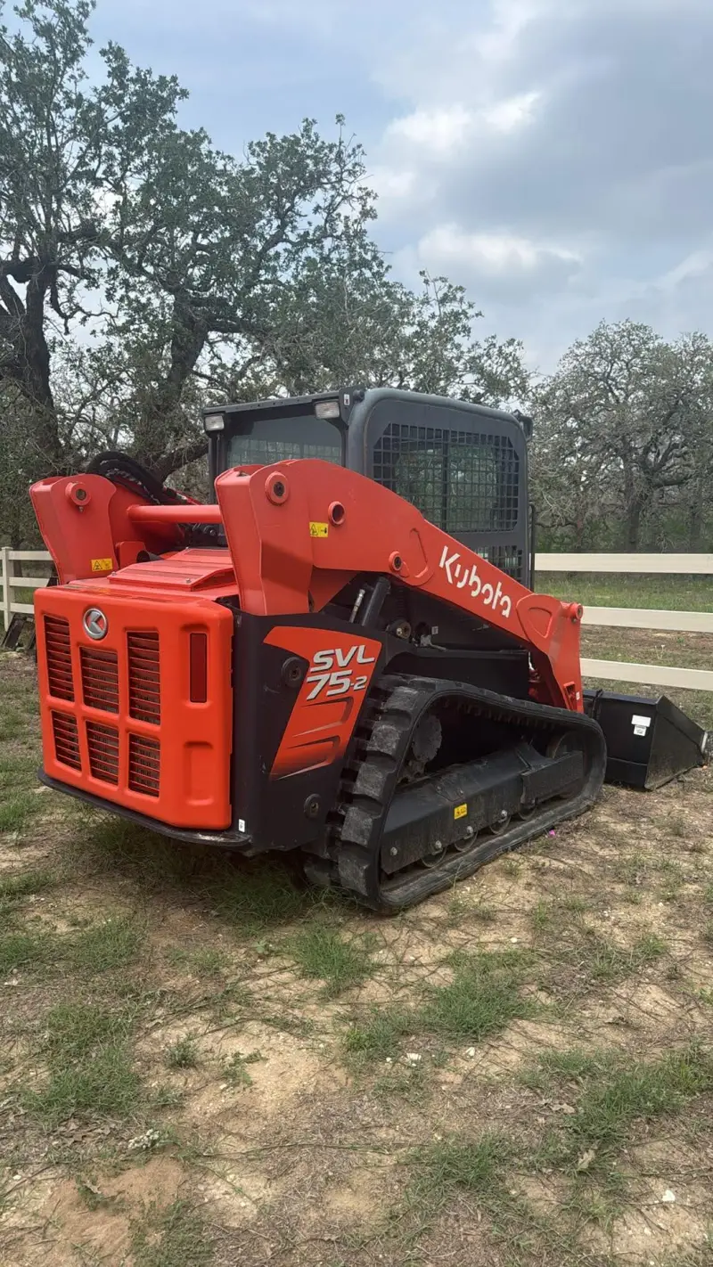 2021 Kubota SVL75-2 High Flow Skid Steer – 4 Attachments Included photo 13