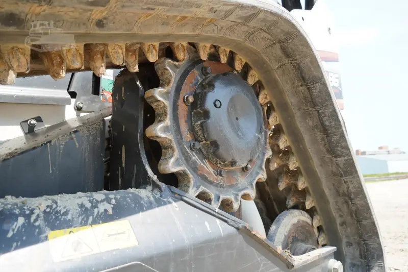 2024 Bobcat T86 photo 16