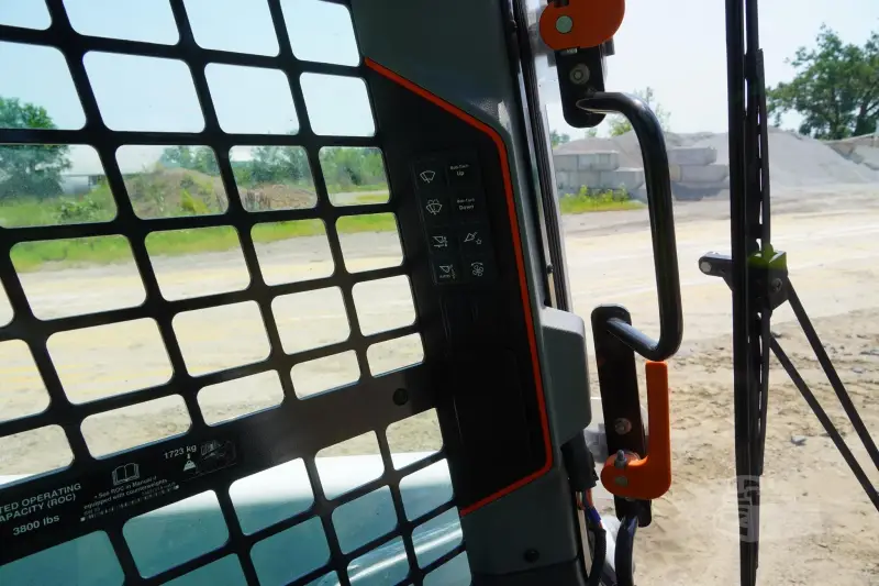 2024 Bobcat T86 photo 87