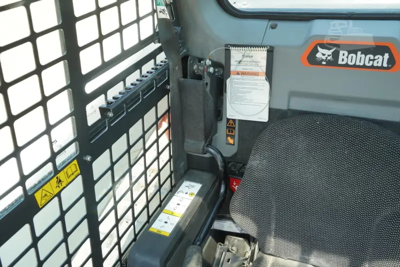 2024 Bobcat T86 photo 75