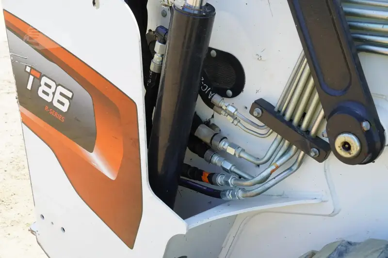 2024 Bobcat T86 photo 52