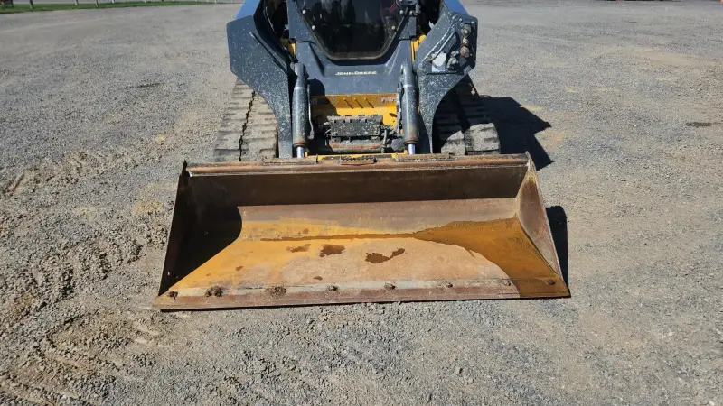 2023 John Deere 331G Compact Track Loader photo 18