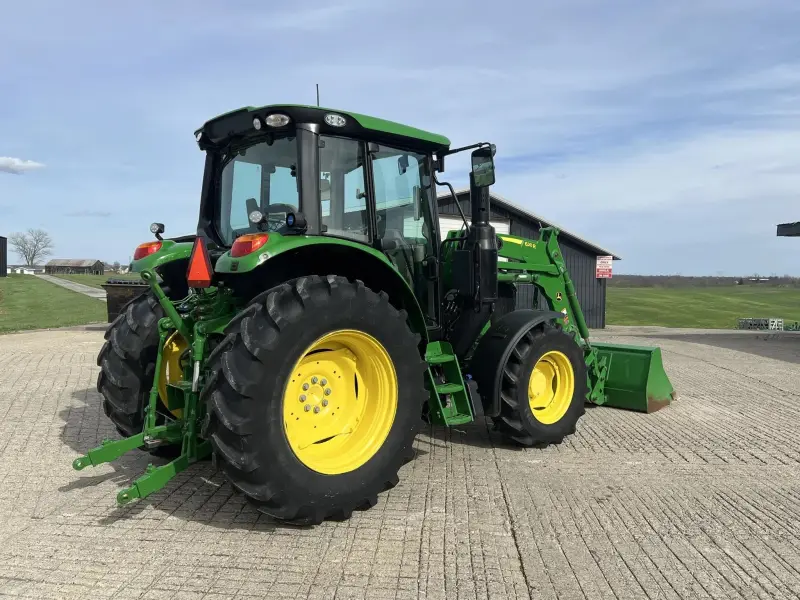 2023 John Deere 6120M photo 8