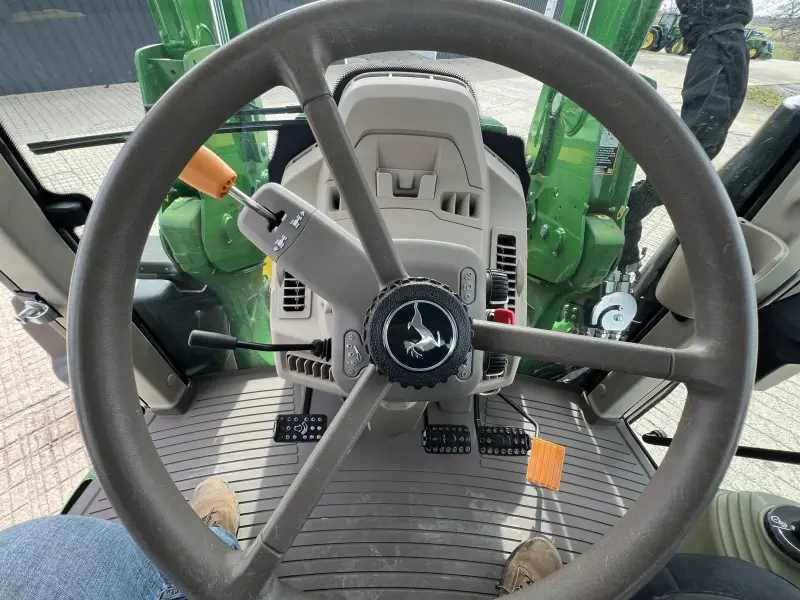 2023 John Deere 6120M photo 23