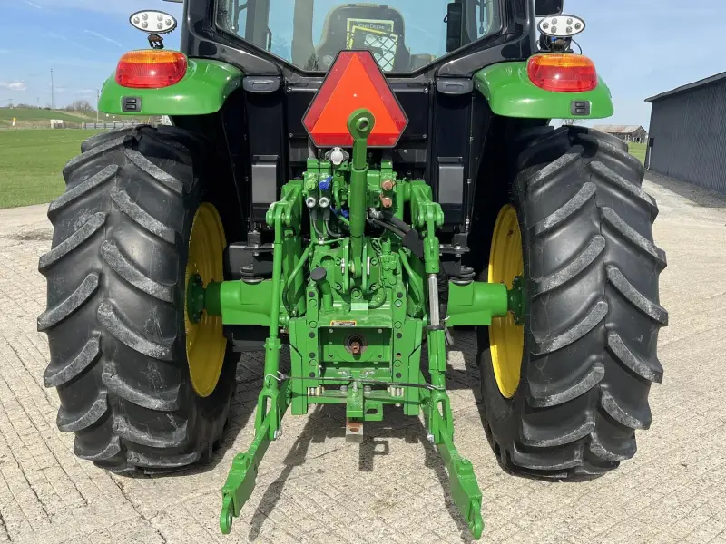 2023 John Deere 6120M photo 6